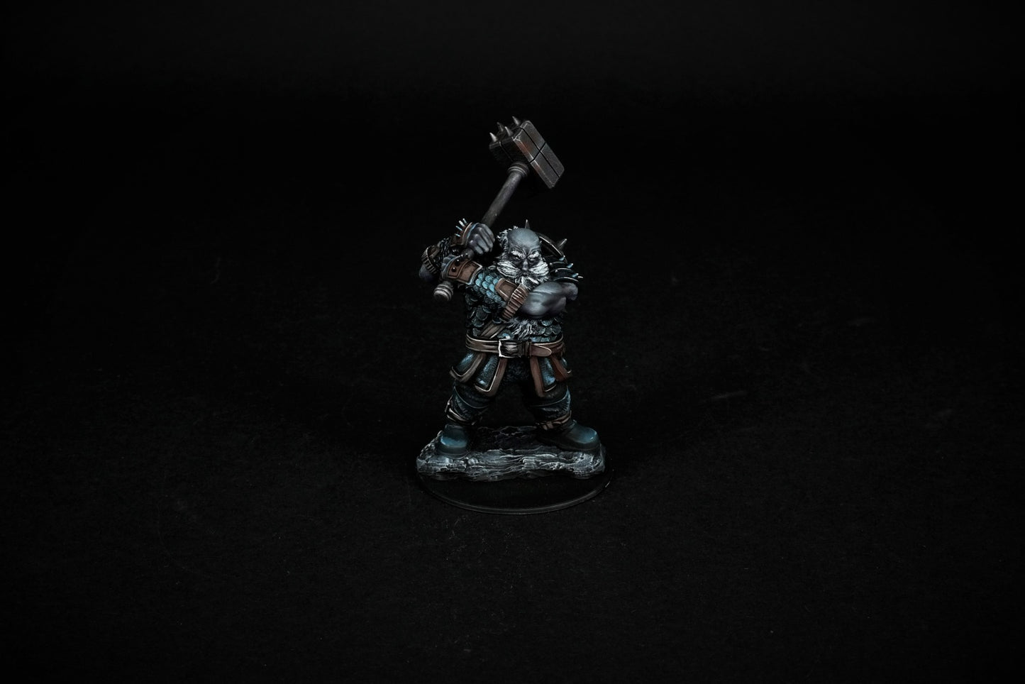 D&D Nolzurs Marvelous Unpainted Miniatures Enlarged Duergar Paint Night Kit